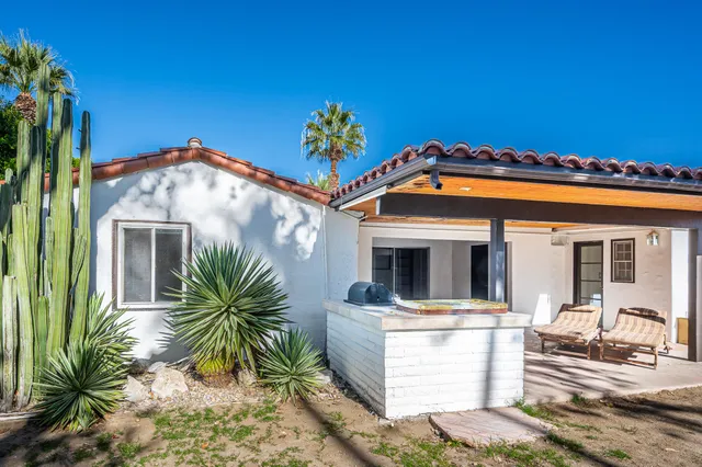 $900,000 | 1065 East San Jacinto Way, Palm Springs, CA 92262