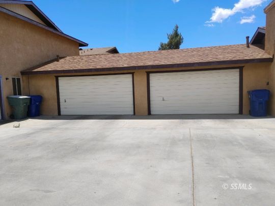 712 North Florence Street Ridgecrest, CA 93555 - Photo 2 of 14 a view of a building