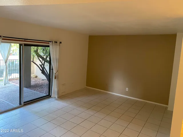 $1,900 | 2312 West Lindner Avenue, Unit 24, Mesa, AZ 85202