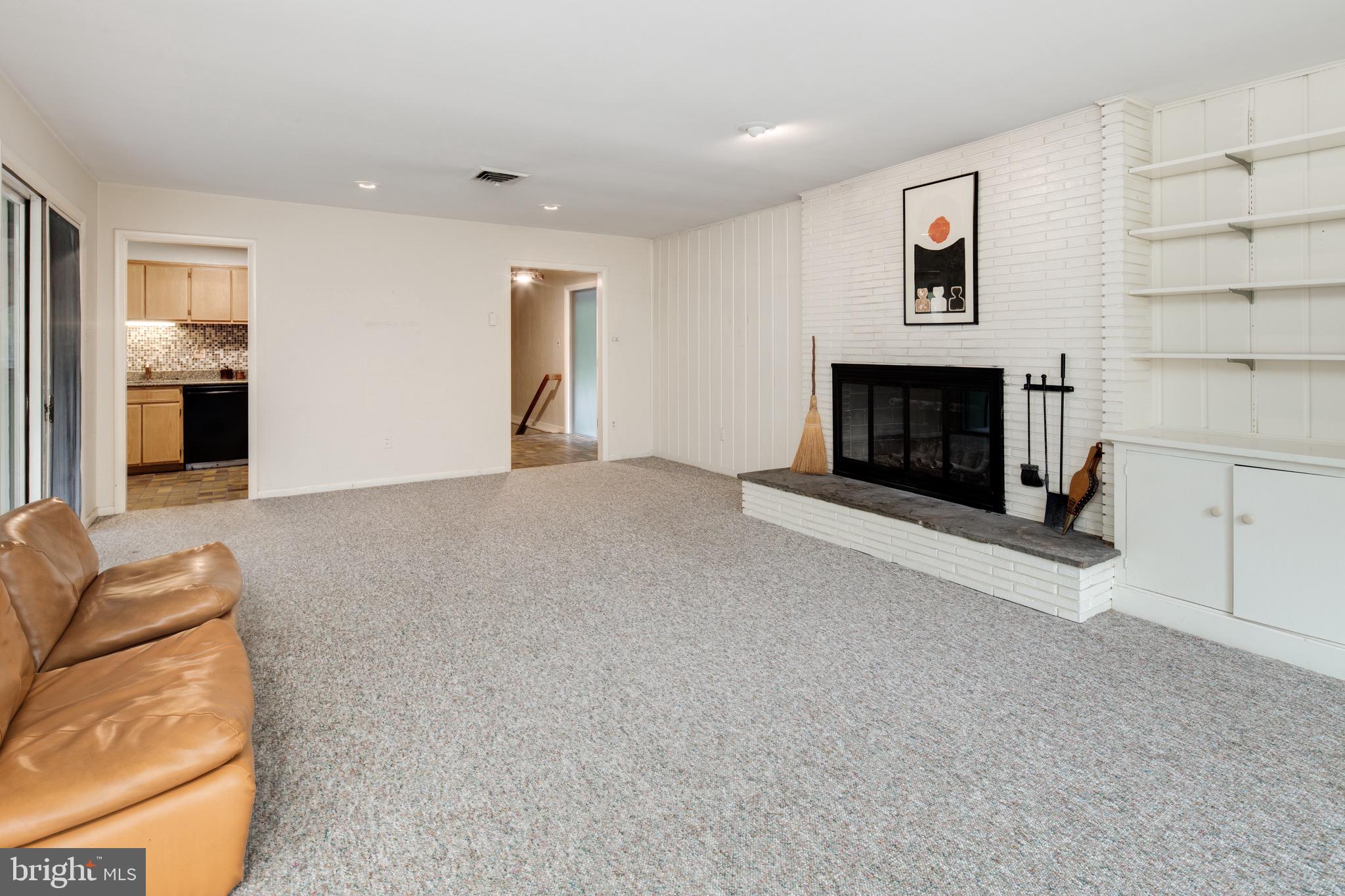 1417 Crowell Road Vienna, VA 22182 - Photo 12 of 44 Gallery Image 12