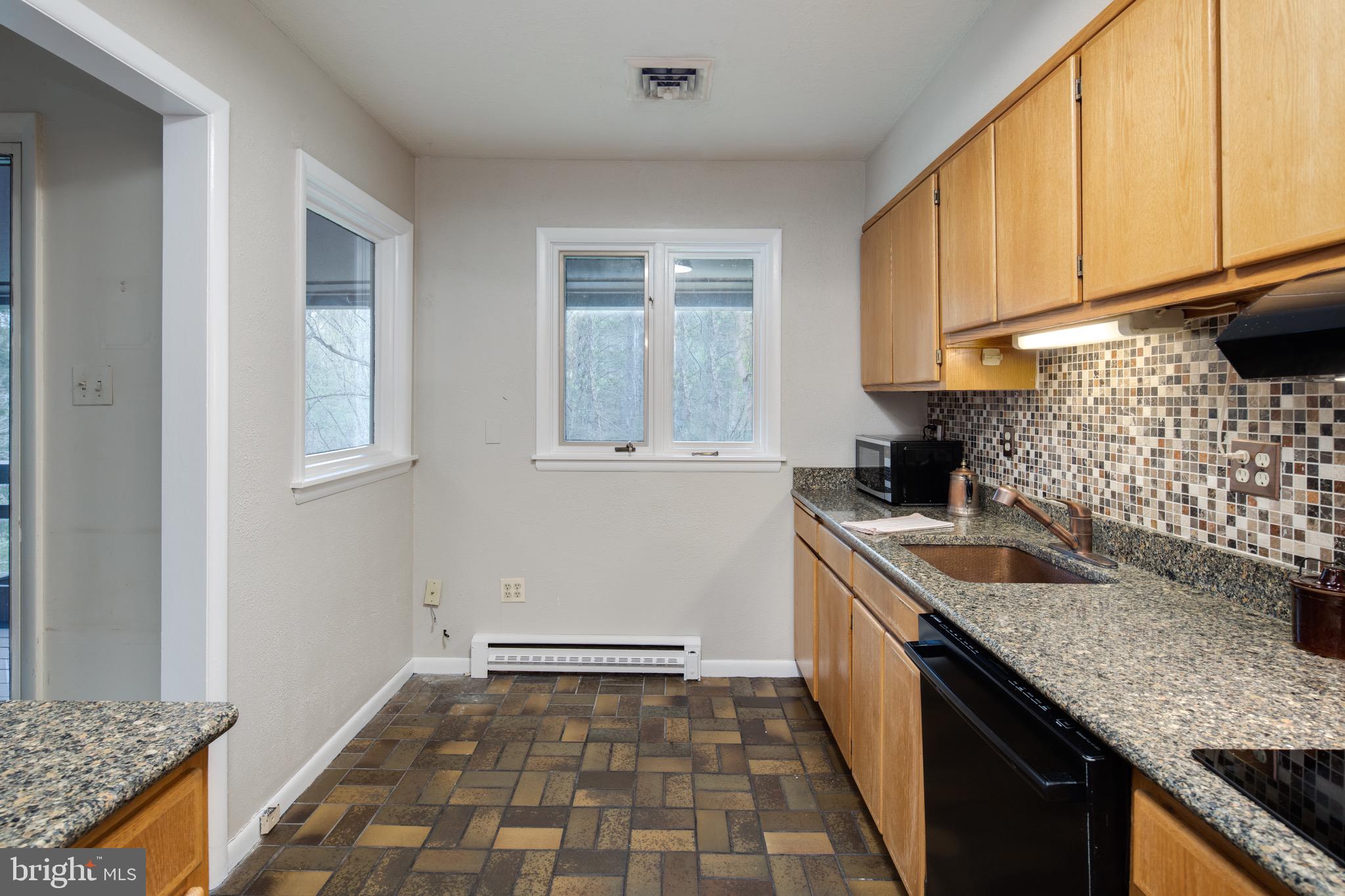 1417 Crowell Road Vienna, VA 22182 - Photo 17 of 44 Gallery Image 17