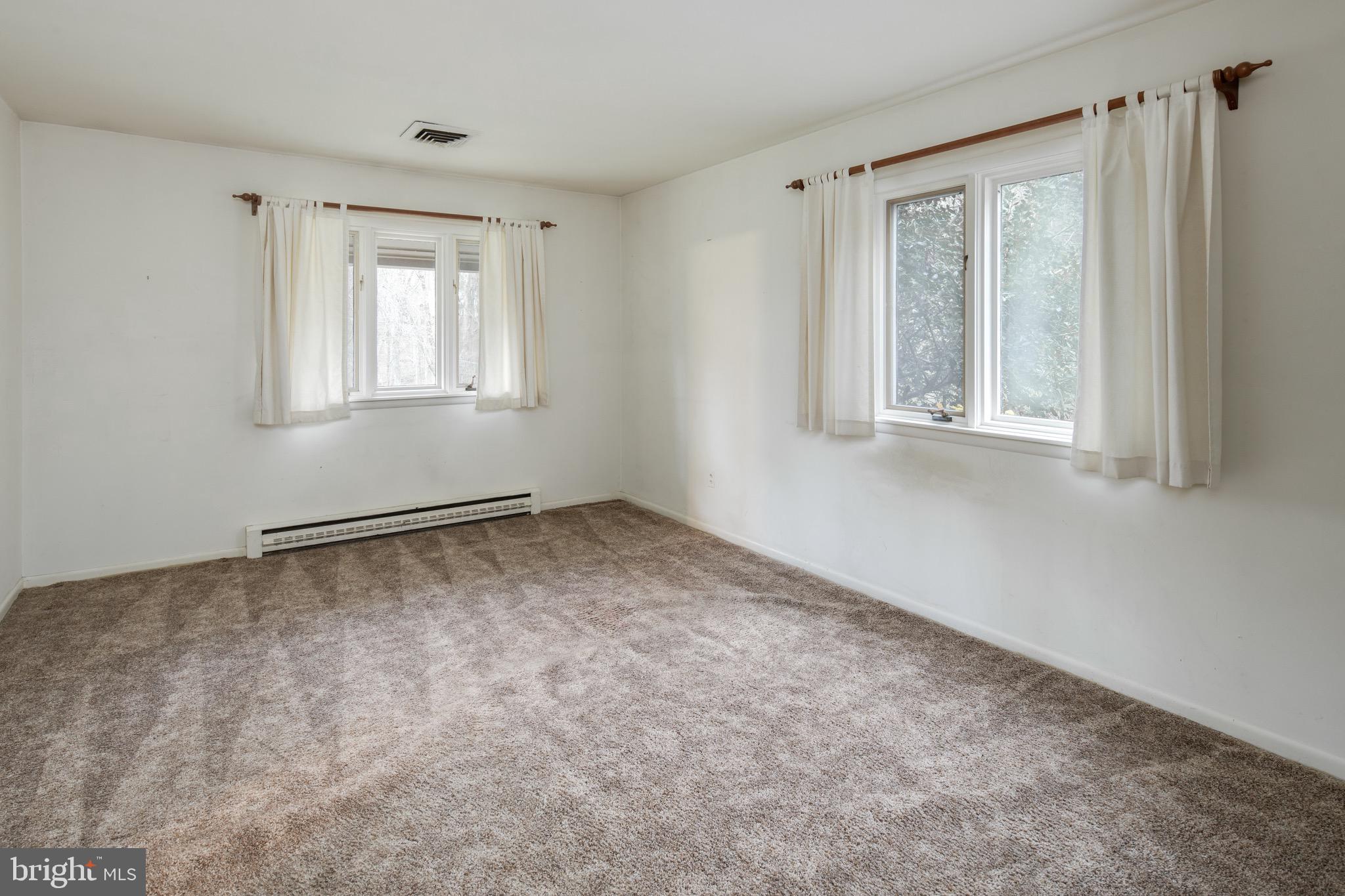 1417 Crowell Road Vienna, VA 22182 - Photo 22 of 44 Gallery Image 22