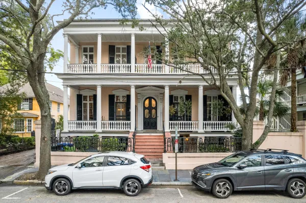 $3,000 | 128 Wentworth Street, Unit 6, Charleston, SC 29401