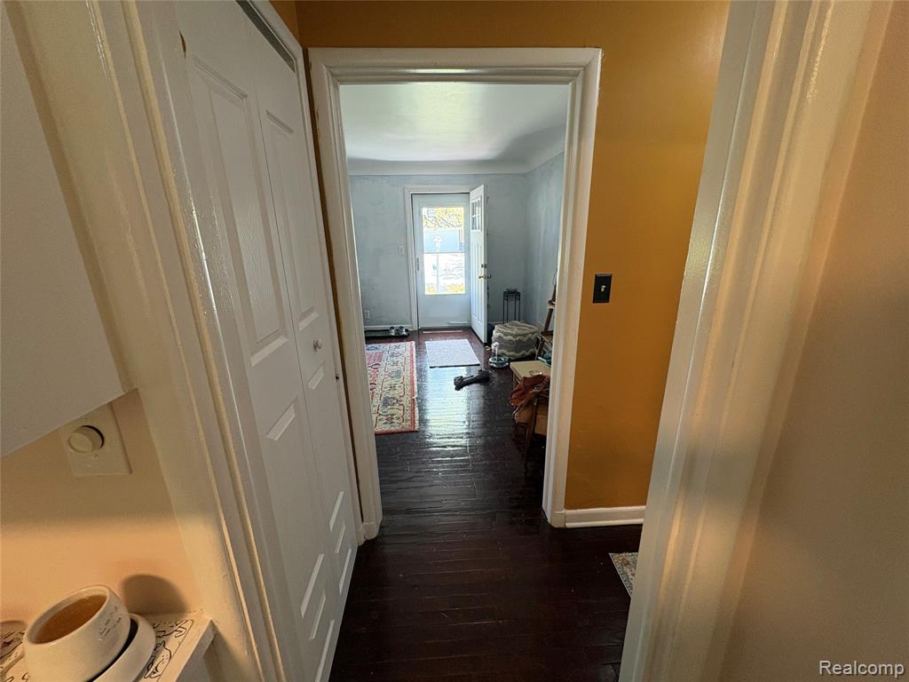 3022 Begole Street Flint, MI 48504 - Photo 9 of 22