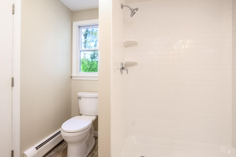 616 Huckins Neck Road Centerville, MA 02601 - Photo 19 of 27 011-Master_Bathroom-4865685-small