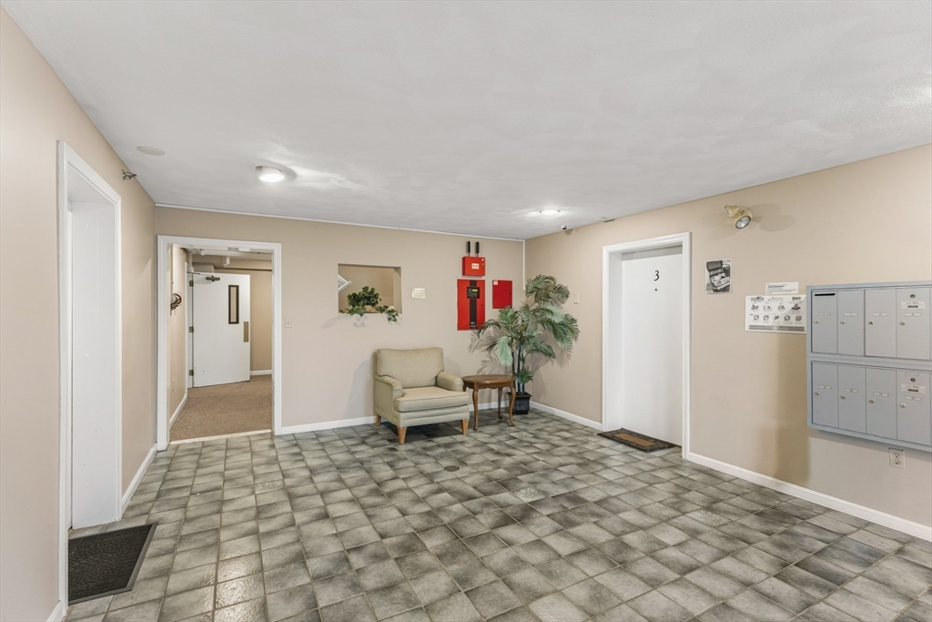 12 Summit Avenue, Unit 6 Beverly, MA 01915 - Photo 19 of 27