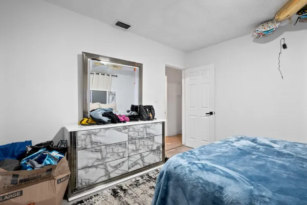 $550,000 | 426 Northeast 166th Street, Unit 2, North Miami Beach, FL 33162