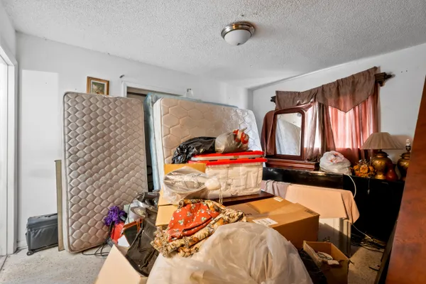 $550,000 | 426 Northeast 166th Street, Unit 2, North Miami Beach, FL 33162
