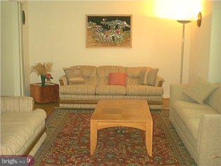 432 Falcon Road Audubon, PA 19403 - Photo 5 of 6 Gallery Image 5