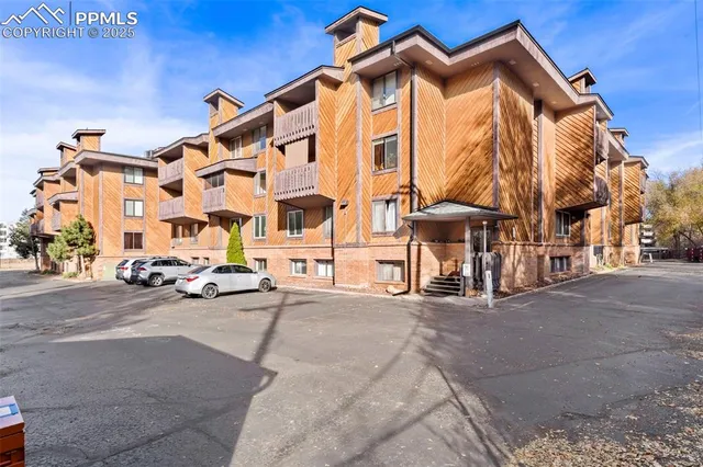 $185,000 | 935 Saturn Drive, Unit 227, Colorado Springs, CO 80905