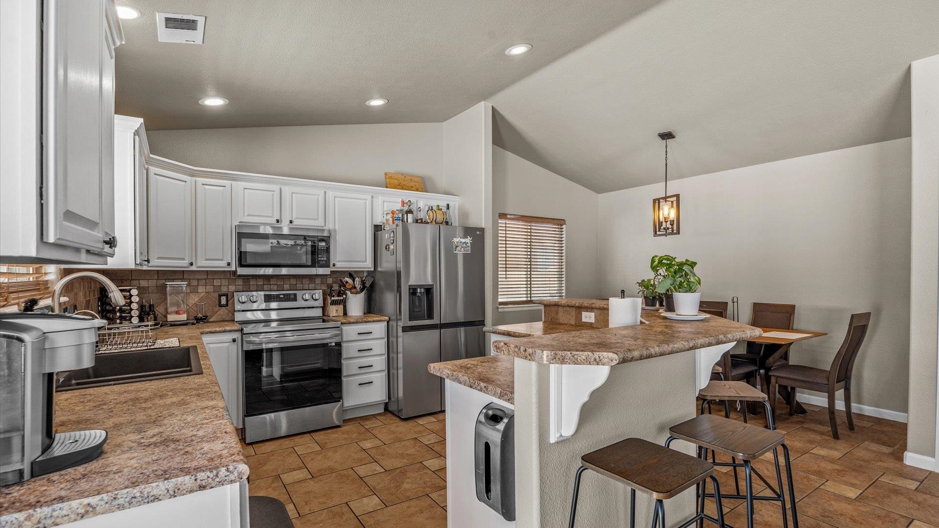 3000 D D 1/4 Road Grand Junction, CO 81504 - Photo 9 of 25 Gallery Image 9