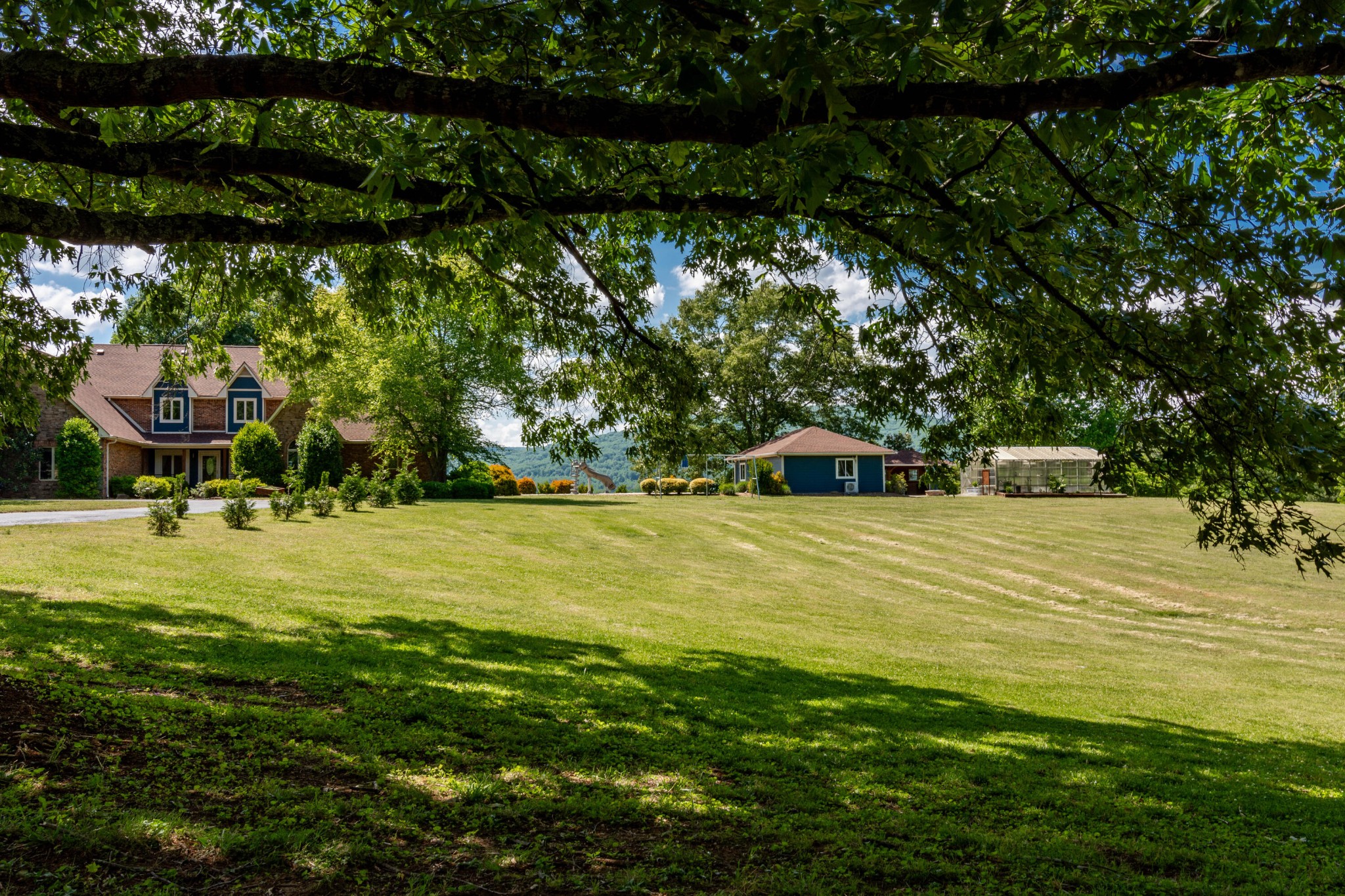 320 Crestview Lane Dayton, TN 37321 - Photo 4 of 65