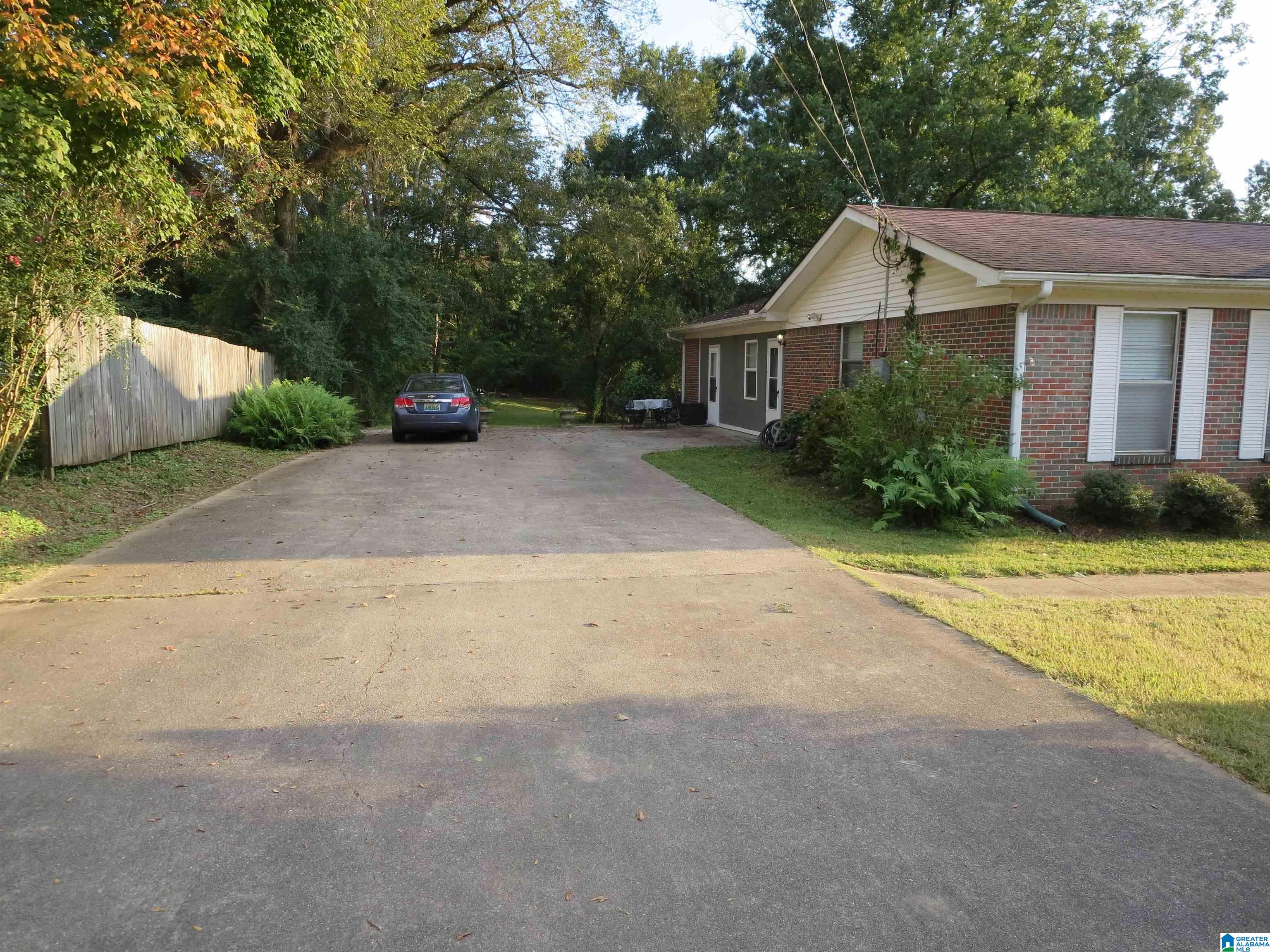 129 Elm Street Gardendale, AL 35071 - Photo 3 of 40