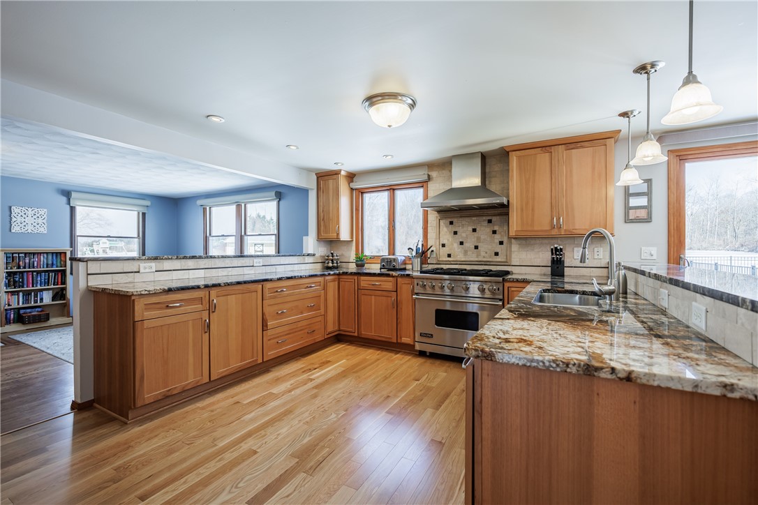 300 Salt Road Webster, NY 14580 - Photo 13 of 41