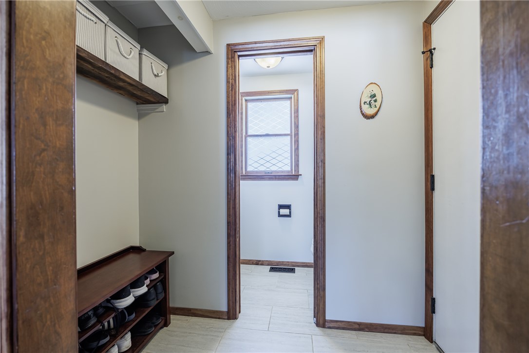 300 Salt Road Webster, NY 14580 - Photo 16 of 41