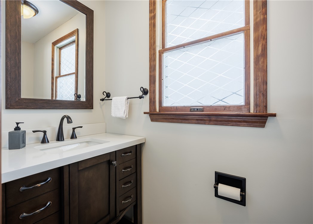 300 Salt Road Webster, NY 14580 - Photo 17 of 41