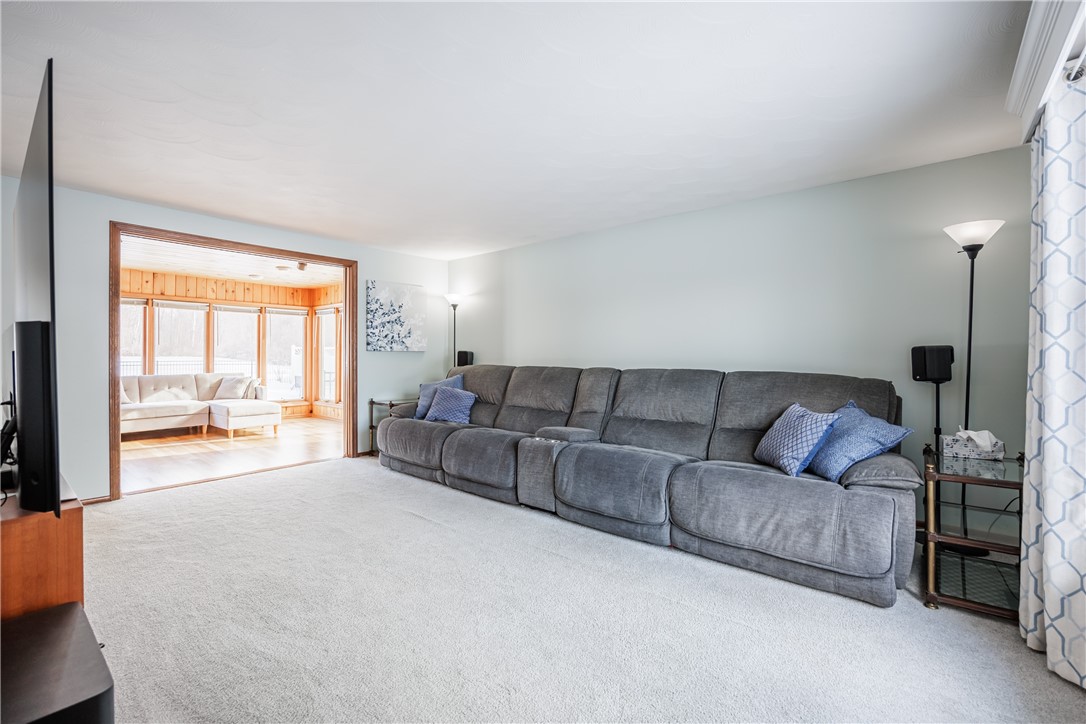 300 Salt Road Webster, NY 14580 - Photo 20 of 41