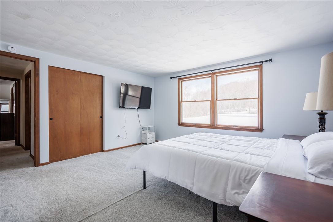 300 Salt Road Webster, NY 14580 - Photo 27 of 41