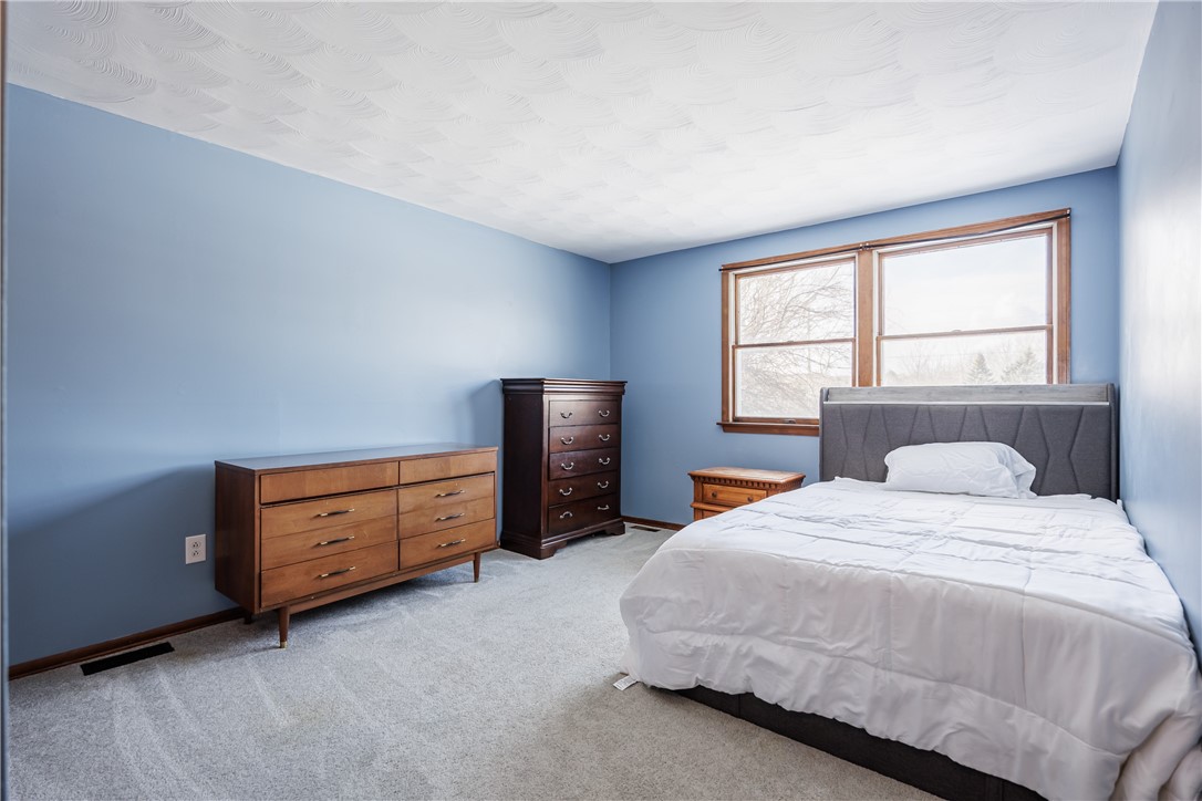 300 Salt Road Webster, NY 14580 - Photo 28 of 41