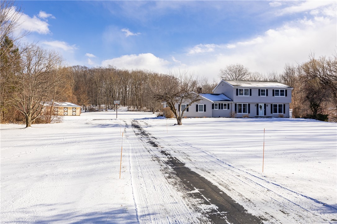 300 Salt Road Webster, NY 14580 - Photo 4 of 41