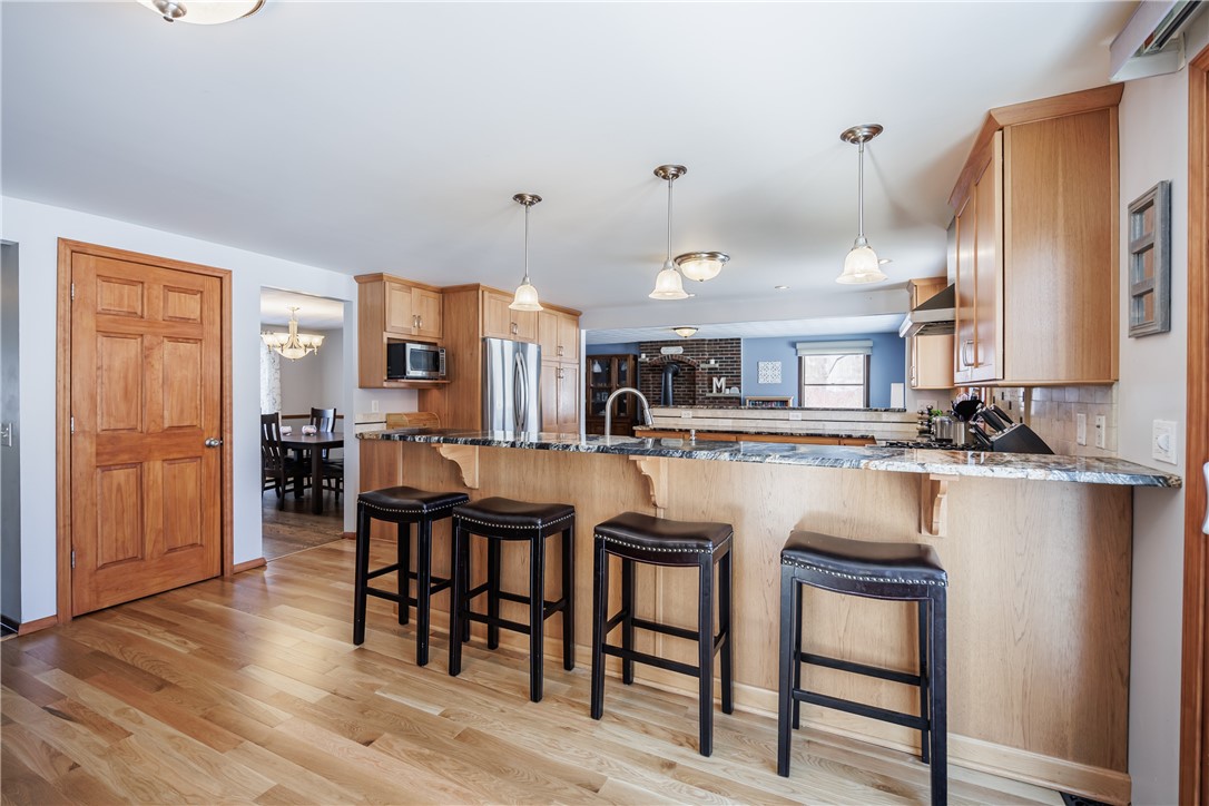 300 Salt Road Webster, NY 14580 - Photo 10 of 41