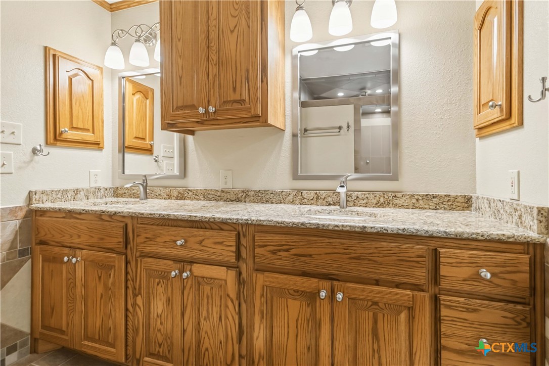 21004 Hickory Bend Garden Ridge, TX 78266 - Photo 38 of 45