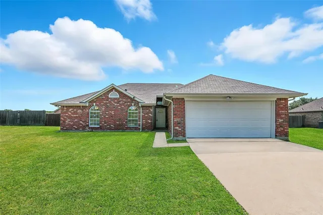 $269,900 | 5007 Creek Crossing Drive, Greenville, TX 75402