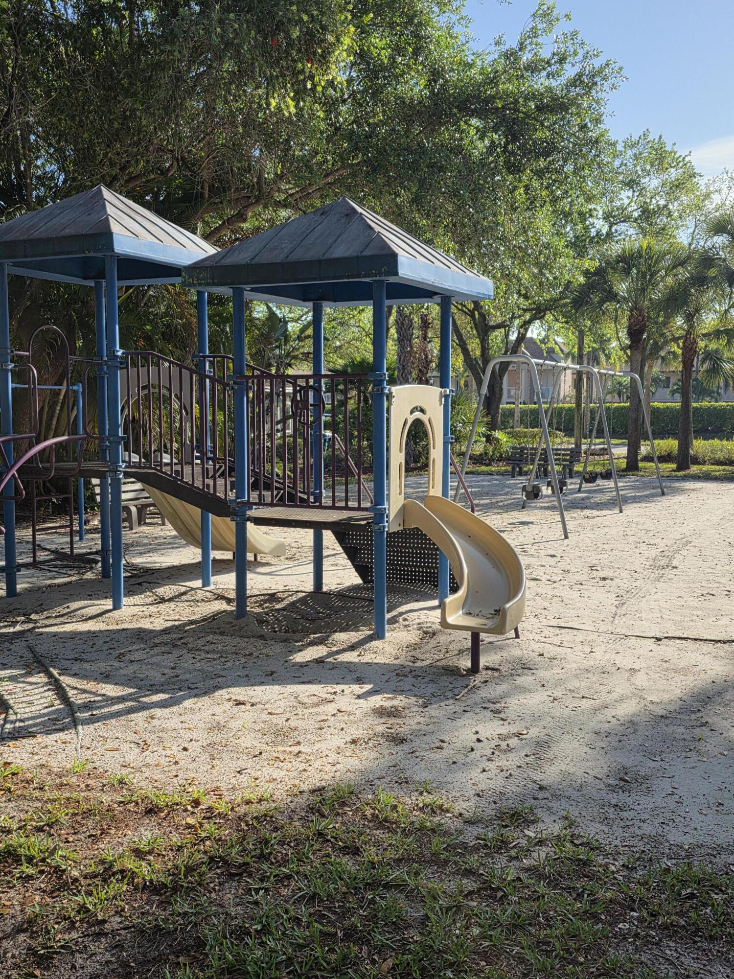 10851 Palm Ridge Lane Tamarac, FL 33321 - Photo 32 of 40 20260319_093558