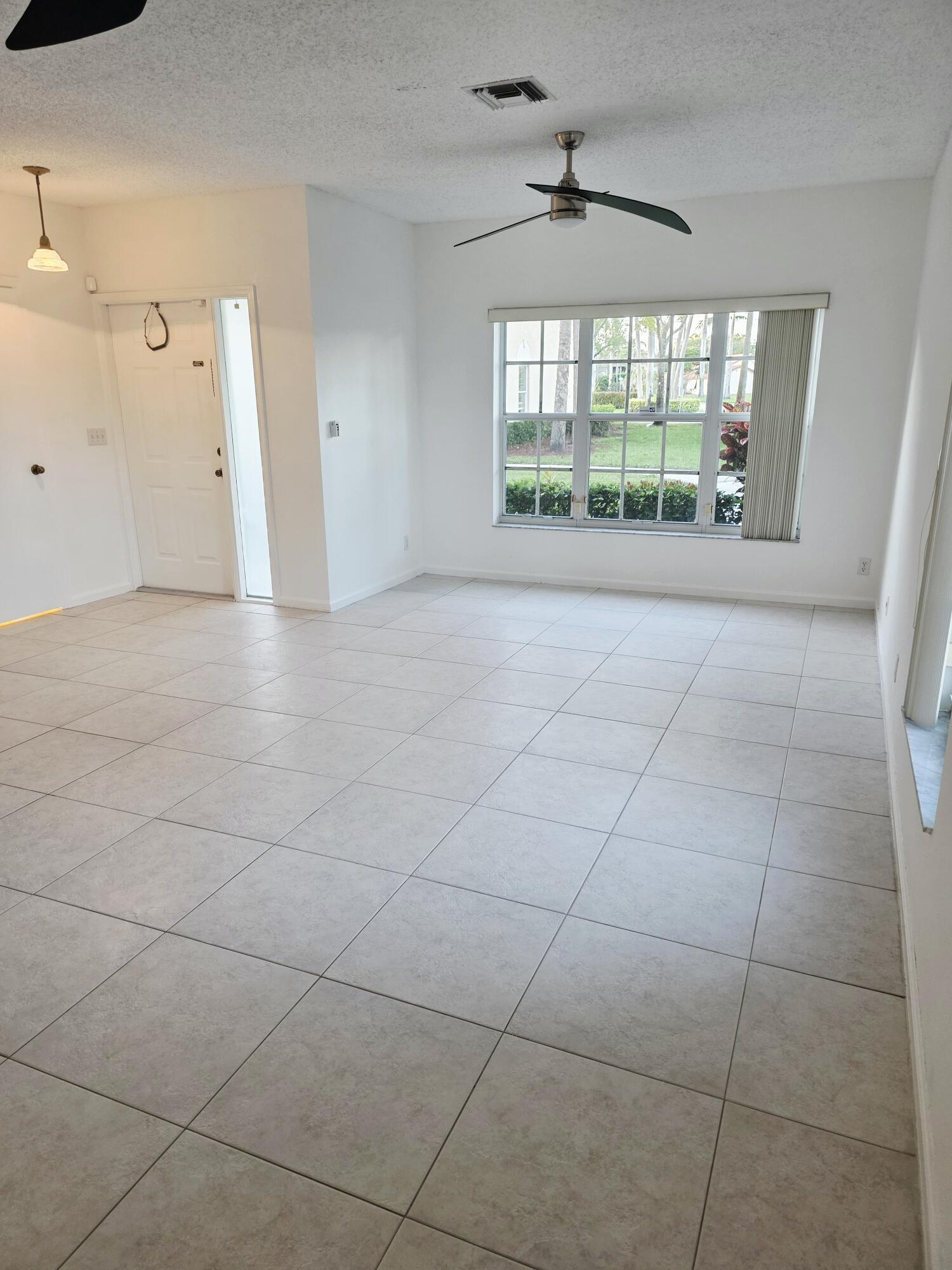 10851 Palm Ridge Lane Tamarac, FL 33321 - Photo 8 of 40 20260320_191136