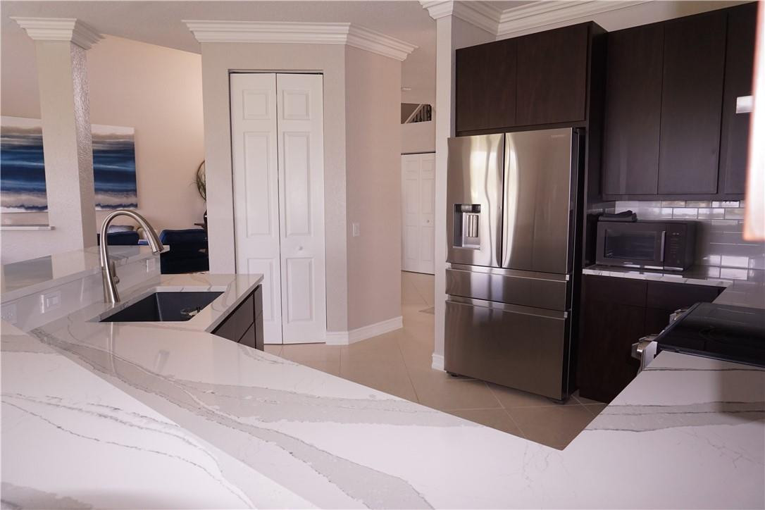 8903 Chestnut Ridge Way Boynton Beach, FL 33473 - Photo 9 of 37 Photo 9