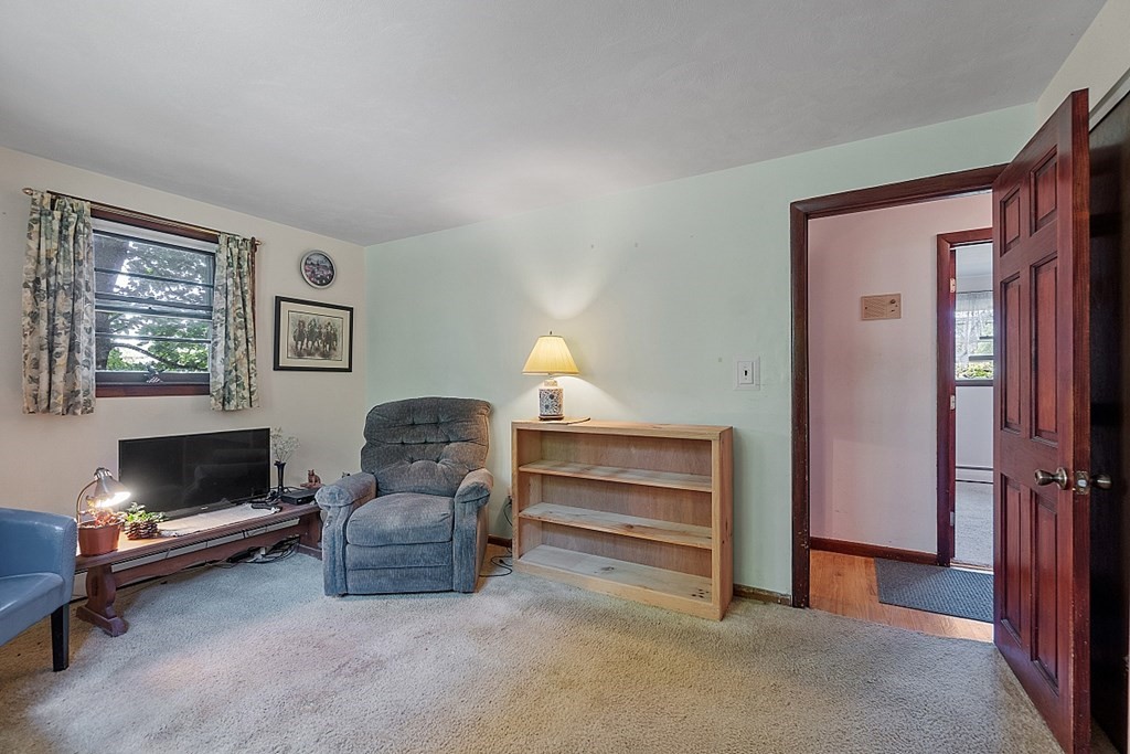 201 Rolling Acres Road Lunenburg, MA 01462 - Photo 15 of 24 Gallery Image 15