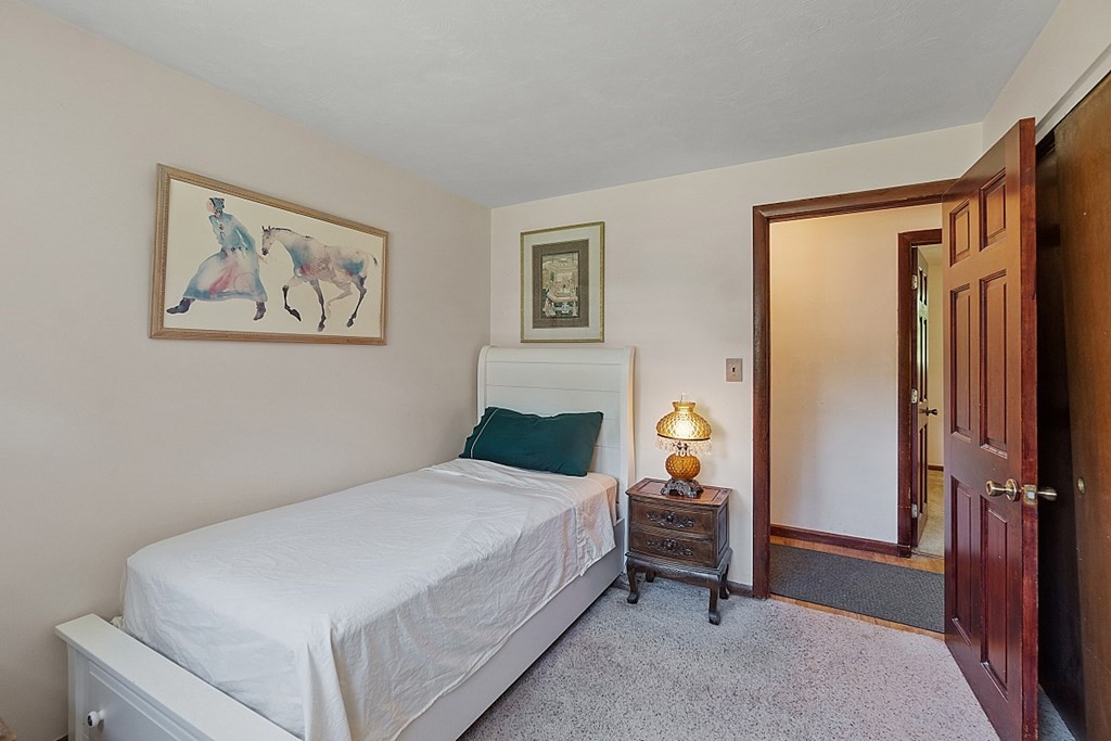 201 Rolling Acres Road Lunenburg, MA 01462 - Photo 18 of 24 Gallery Image 18