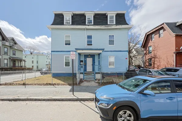 $825,000 | 38 Benefit Street, Worcester, MA 01610