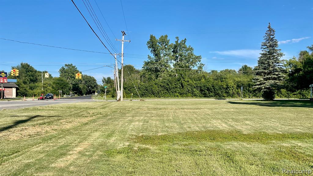 3033 West Stanley Road Mount Morris, MI 48458 - Photo 31 of 36