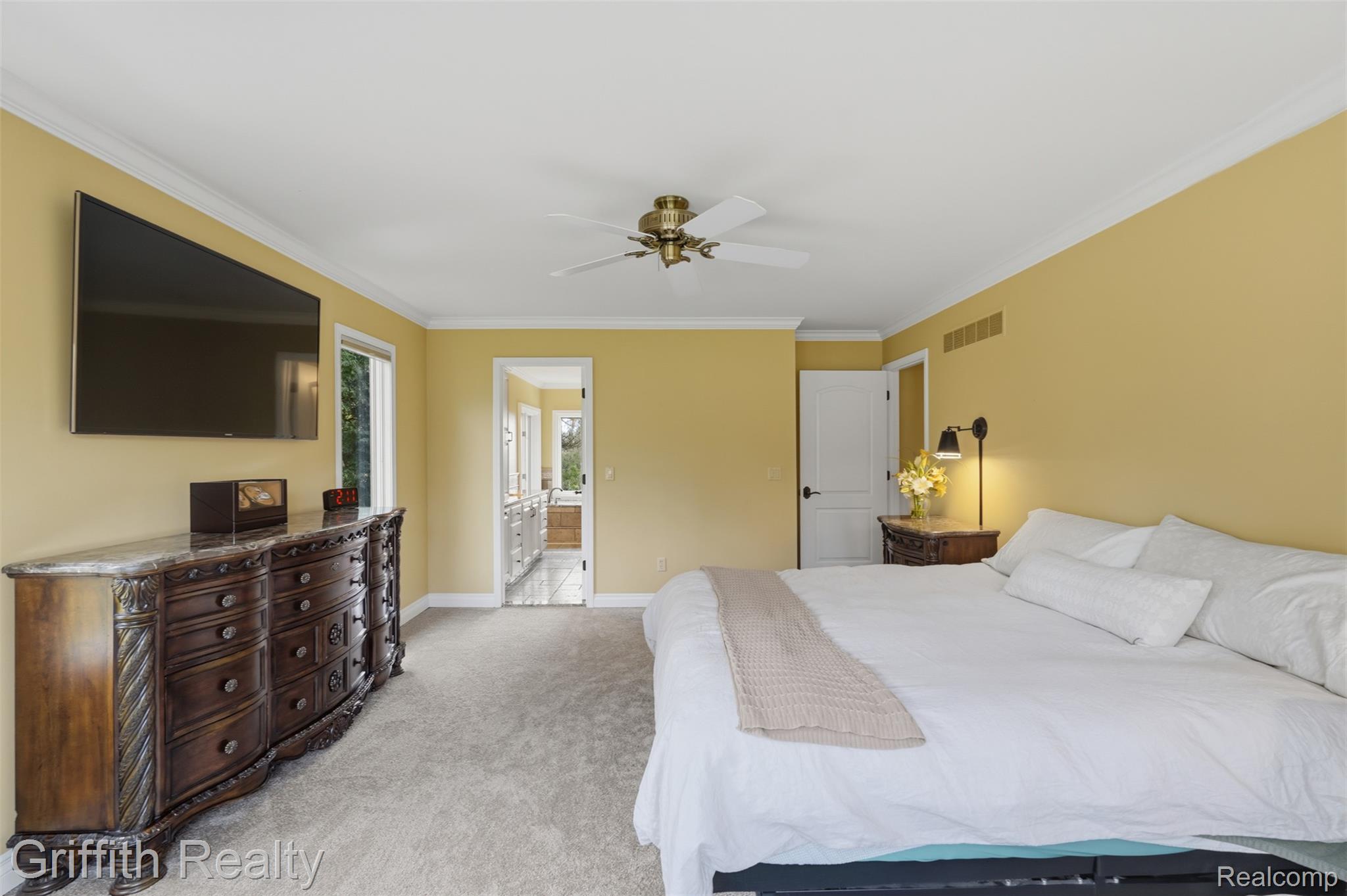 7253 Summit Ridge Brighton, MI 48116 - Photo 24 of 67 Entry Level Primary Suite