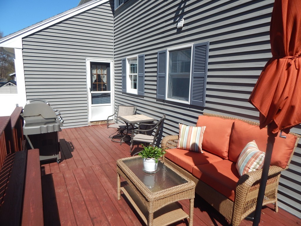 23 Border Road Holbrook, MA 02343 - Photo 8 of 30