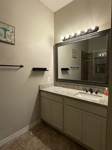 $2,300 | 505 Mystic River Trail, Fort Worth, TX 76131