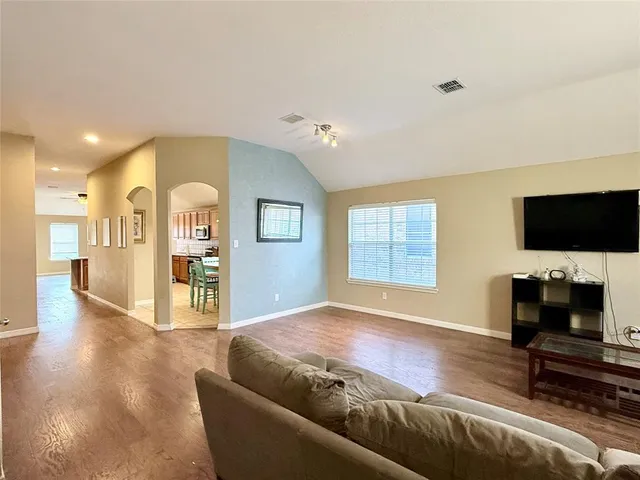 $2,300 | 505 Mystic River Trail, Fort Worth, TX 76131