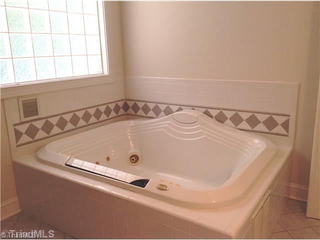 6609 Stonecroft Drive Oak Ridge, NC 27310 - Photo 11 of 16 Master Bath/Spa.
