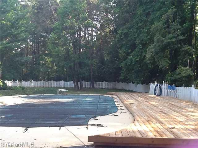 6609 Stonecroft Drive Oak Ridge, NC 27310 - Photo 14 of 16 Swimming Pool/Hot Tub/Sauna.