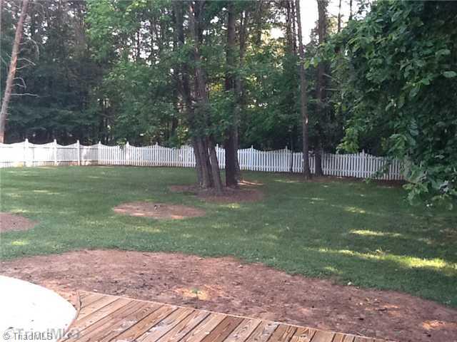 6609 Stonecroft Drive Oak Ridge, NC 27310 - Photo 15 of 16 Yard/Garden.