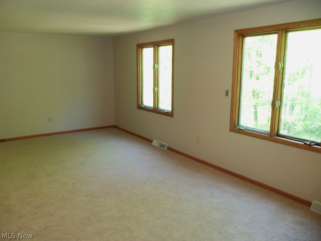 172 Trease Road Wadsworth, OH 44281 - Photo 17 of 24 Gallery Image 17
