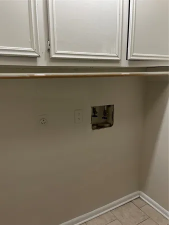 $1,000 | 3005 Manor Lane, Unit B, Huntsville, TX 77340