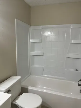 $1,000 | 3005 Manor Lane, Unit B, Huntsville, TX 77340