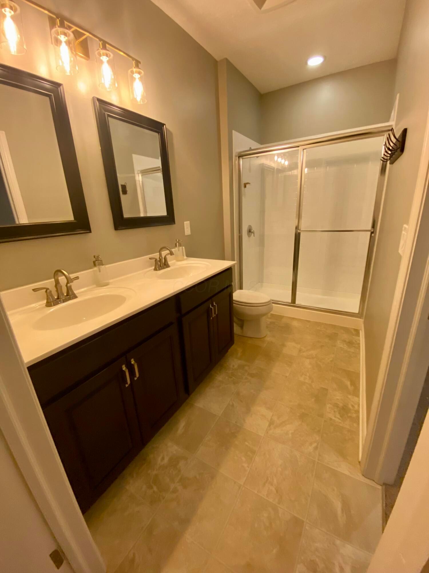 2419 Cypress Point Road Grove City, OH 43123 - Photo 35 of 43 FullSizeRender