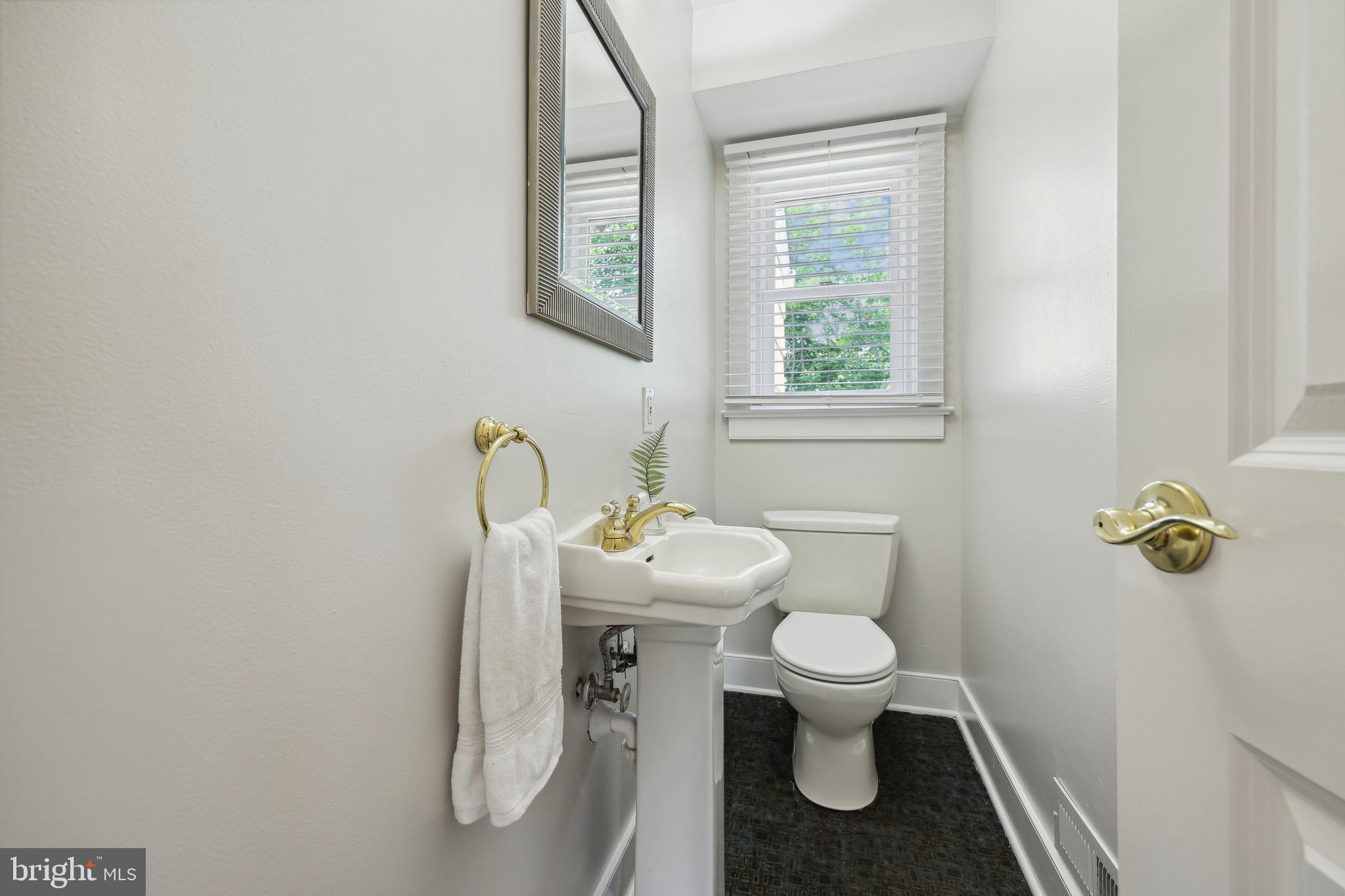 30 Robert Road Princeton, NJ 08540 - Photo 16 of 33 Powder Room