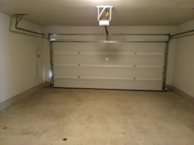 $1,995 | 11613 Lago De Garda Drive, Austin, TX 78747