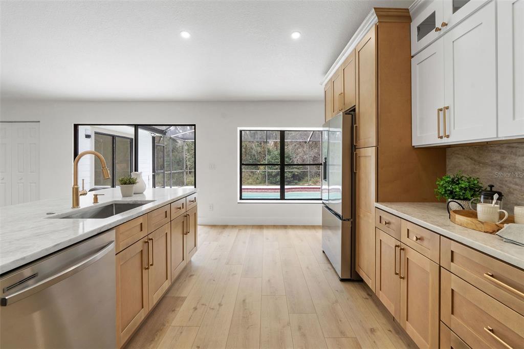 346 Carson Lane Palm Harbor, FL 34684 - Photo 12 of 42