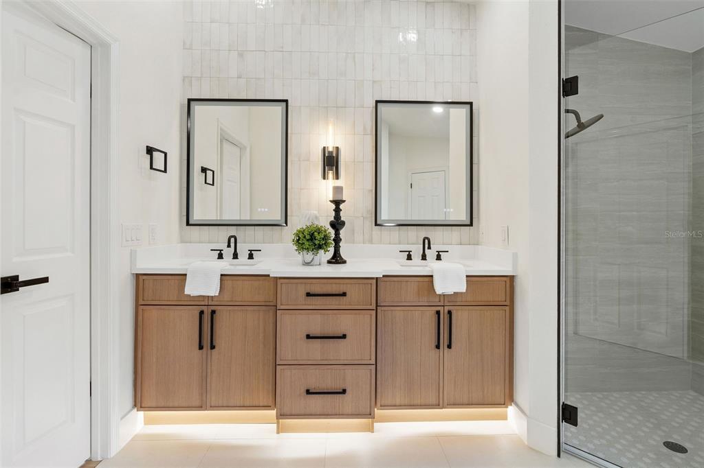 346 Carson Lane Palm Harbor, FL 34684 - Photo 24 of 42