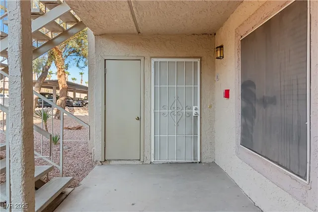 $135,000 | 2064 Mesquite Lane, Unit 101, Laughlin, NV 89029